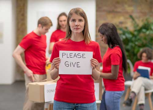 Responsible Peer-to-Peer Community Support